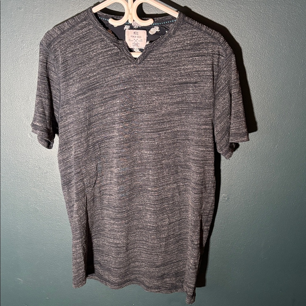 MBX Premium Goods Men's Short Sleeve Henley Shirt  Size Large